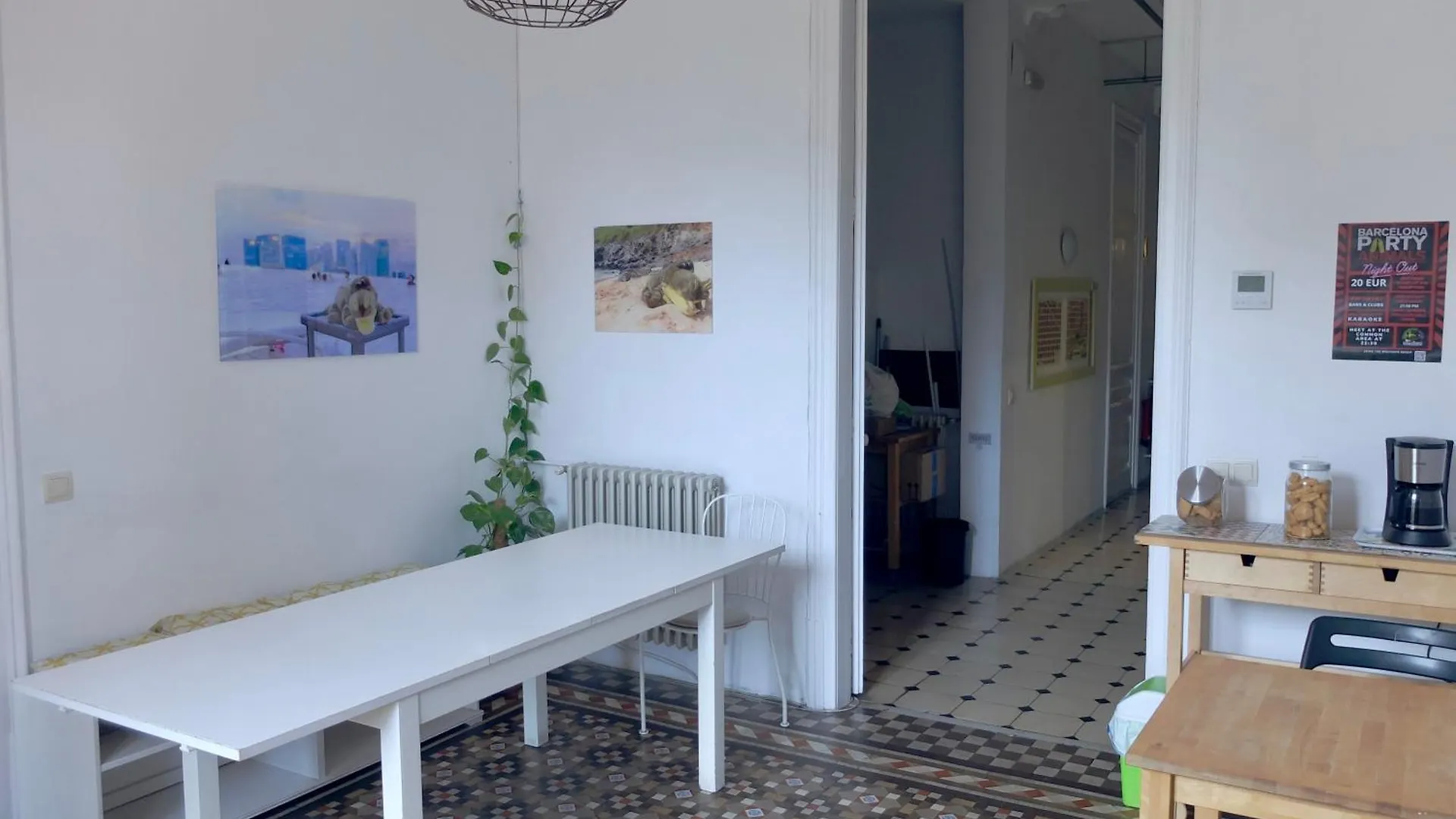 Fabrizzio'S Petit Hostel Barcelona Spain