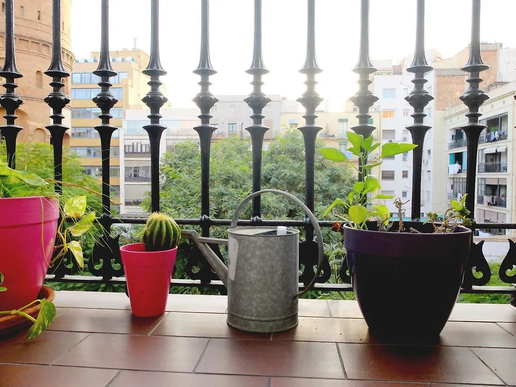 Fabrizzio'S Petit Hostel Barcelona